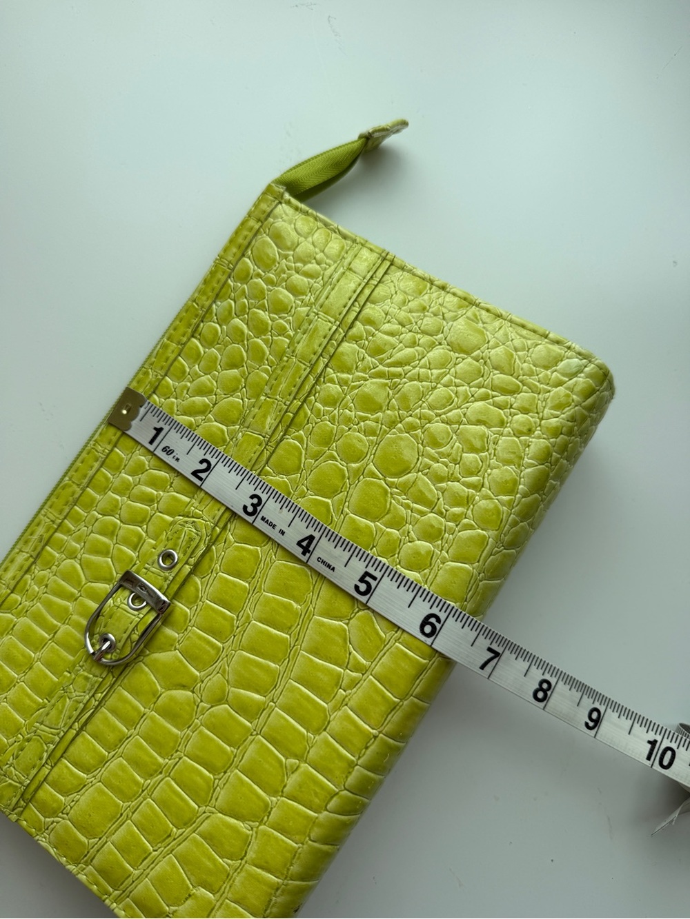 Y2K Modella Lime Green Croc-Embossed Clutch Small Buckle SoHo Statement Bag - Picture 7 of 7